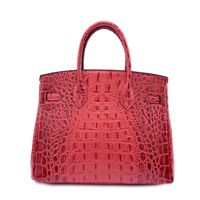 Luxury Leather Tote Bag – Spacious & Elegant