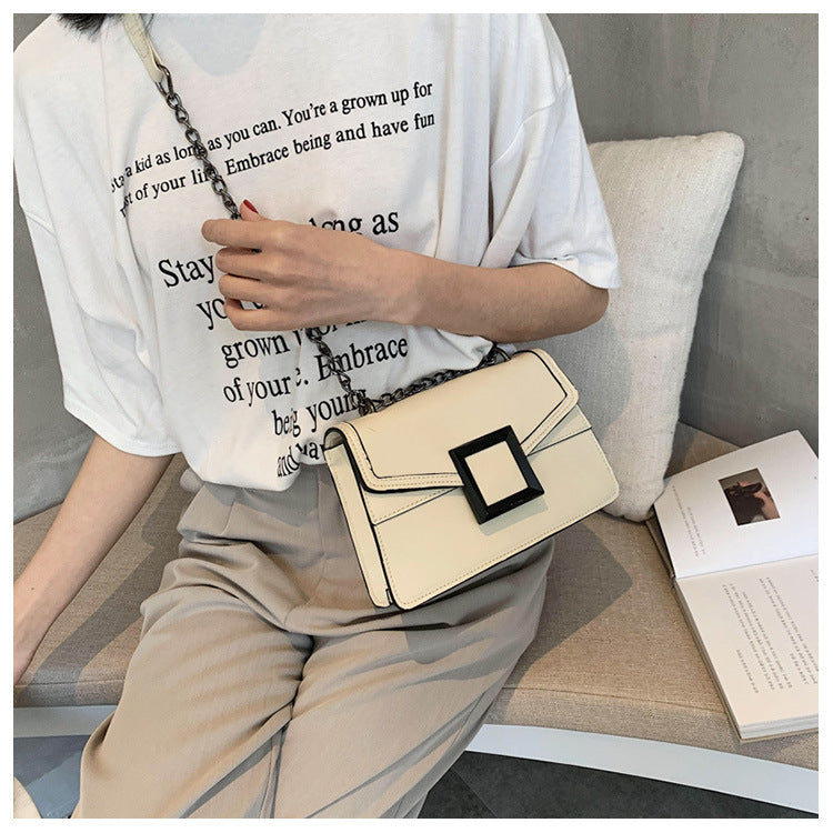 Versatile Crossbody Chain Bag - High-Quality Design