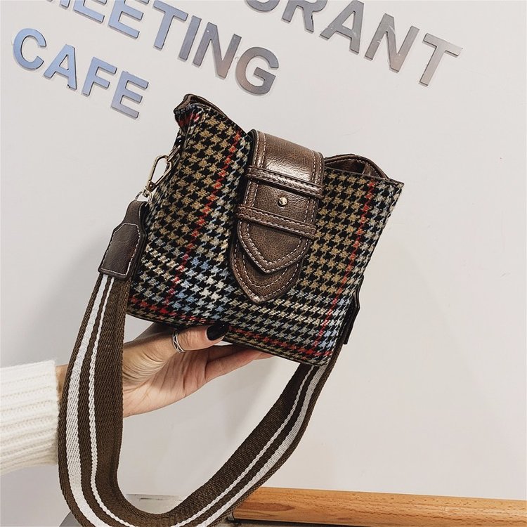 New Stylish Checkered Women's Shoulder Bag, Casual Tote