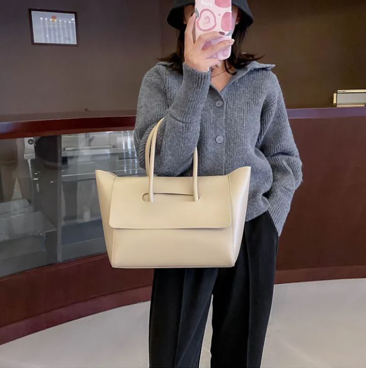 Large Capacity PU Leather Shoulder Bag