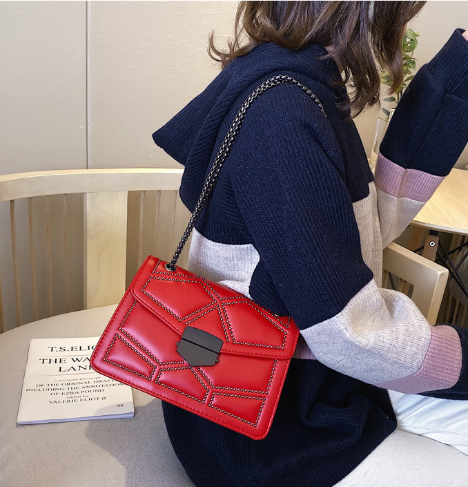 Chic Women's Shoulder Crossbody Chain Bag