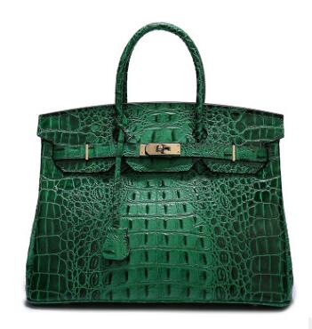 Luxury Leather Tote Bag – Spacious & Elegant