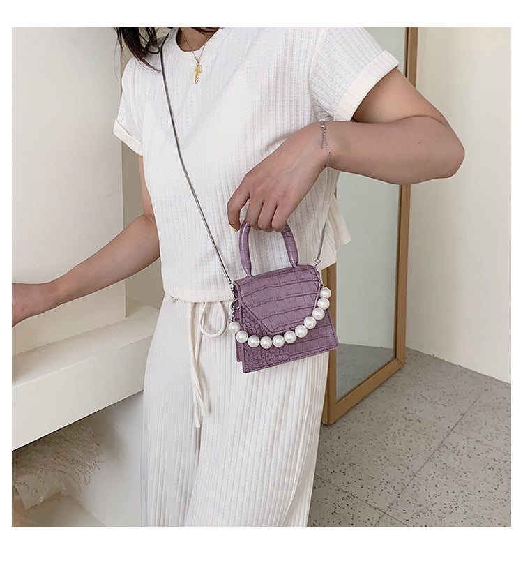 Mini Chain Crossbody Bag