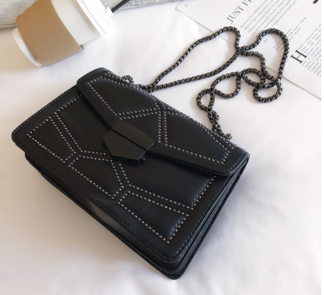 Chic Women's Shoulder Crossbody Chain Bag