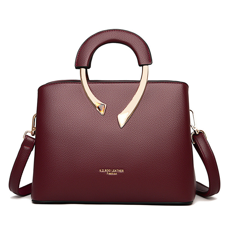 Fashionable Women's Shoulder Bag