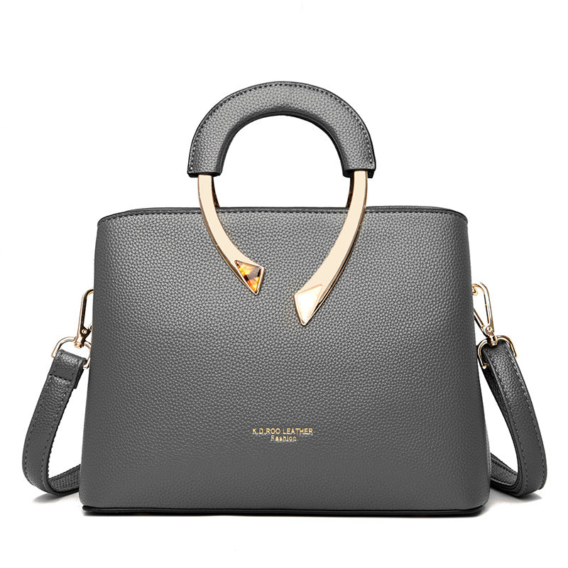Fashionable Women's Shoulder Bag
