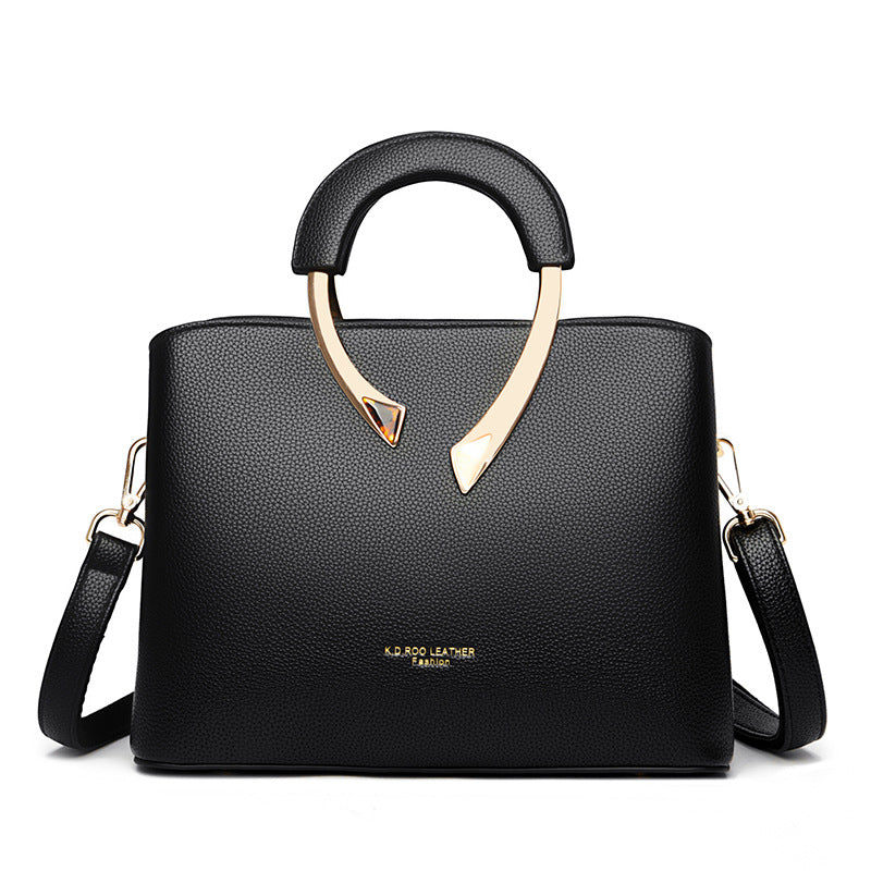 Fashionable Women's Shoulder Bag